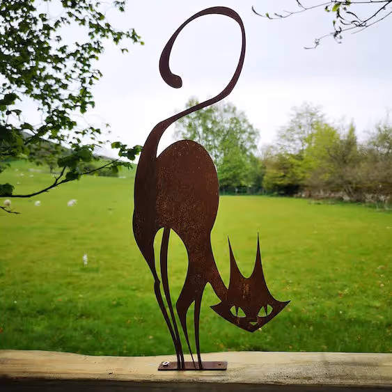 Rusty Metal Cat Fence Topper Decor